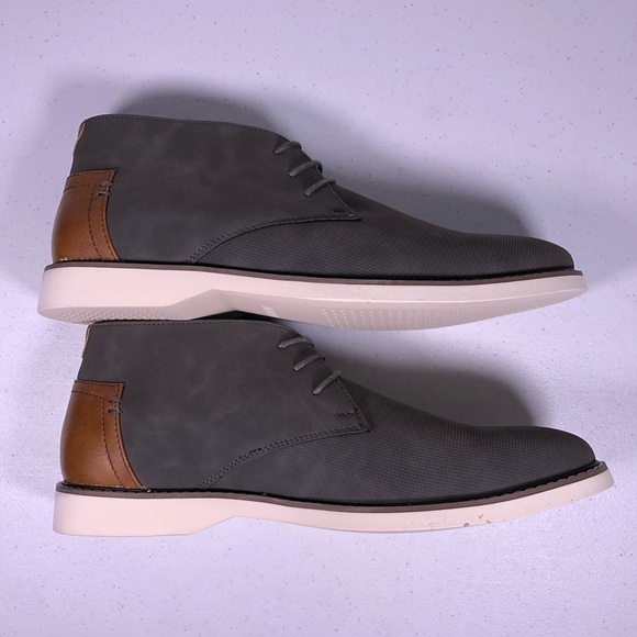 STEVE Madden M-Dane Suede Chukka Boots main image 9